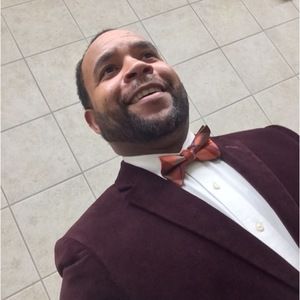 Meet your Posher, Derrick